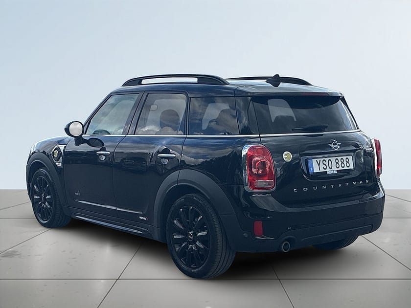 Bild 5 av MINI Countryman Cooper SE ALL4 PLUG-IN HuD H/K-ljud Navi S&V-däck