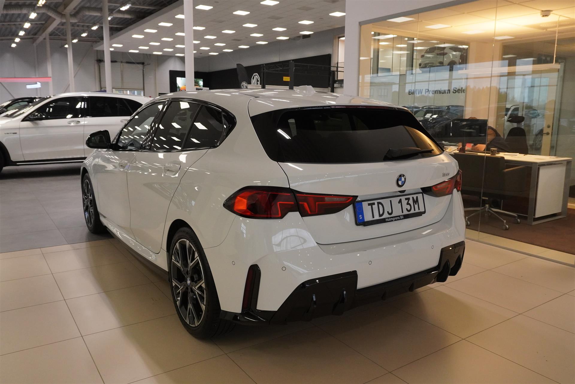 BMW 120 M Sportpaket 2026, bild 7/10