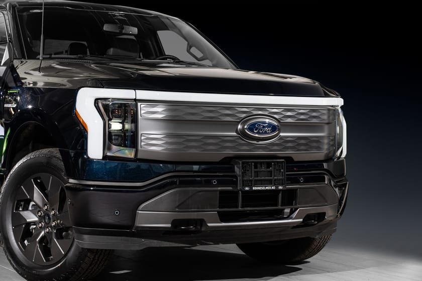 Bilde 2 av Ford F-150 Lightning Standard Range AWD Lariat| Krok| Panorama| B&O| 360-kamera| Matrix++