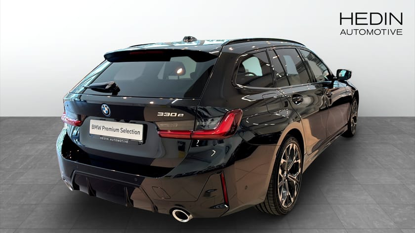 Bild 2 av BMW 330e xDrive Touring M Sport drag Adaptiv Farthållare