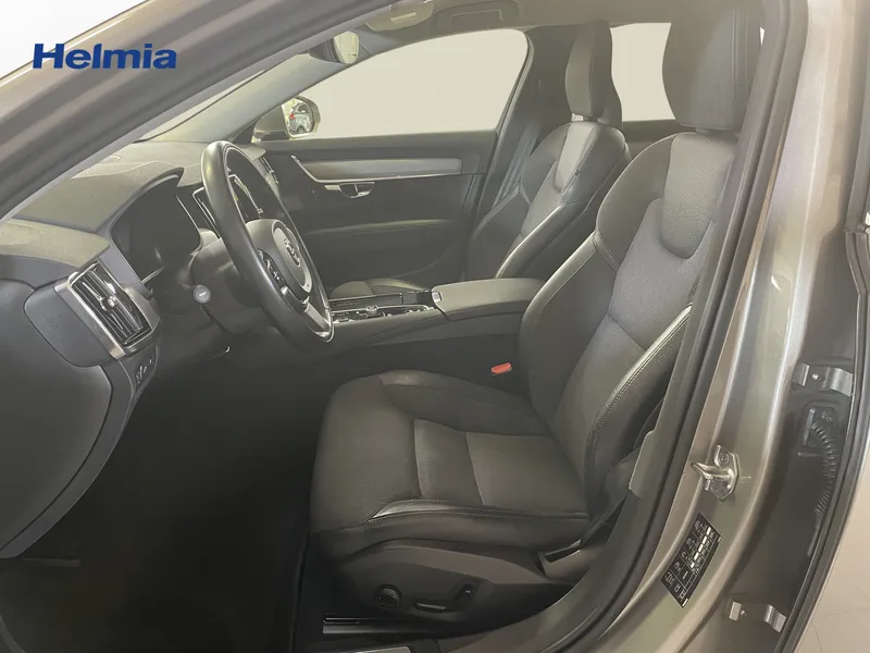 Bild 9 av 14 – Volvo V90 Recharge T6 Inscription Expression