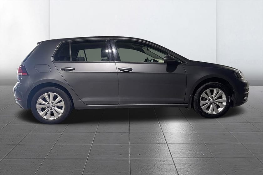 Bild 5 av Volkswagen Golf 5-dörrar 1.0 TSI Aut AdaptivFH AppConnect 110hk