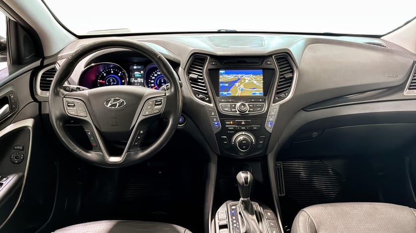 Bild 4 av Hyundai Grand Santa Fe 2.2 CRDi 4WD 197hp Premium Plus 7-Sits Drag Keyless GPS Pano