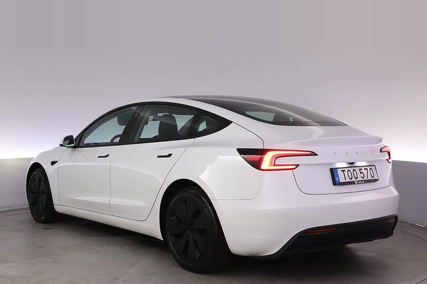 Bild 4 av Tesla Model 3 Standard Range