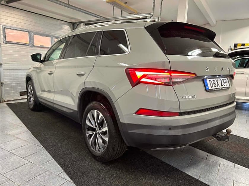 Bild 3 av Škoda Kodiaq Skoda 2.0 TDI 200 hk SCR 4x4 Style Läder Drag Cockpit MOMS