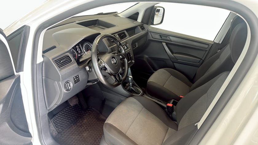 Bild 5 av Volkswagen Caddy Van 2.0 150hk | Motorvärmare | Nyservad | Vinterhjul