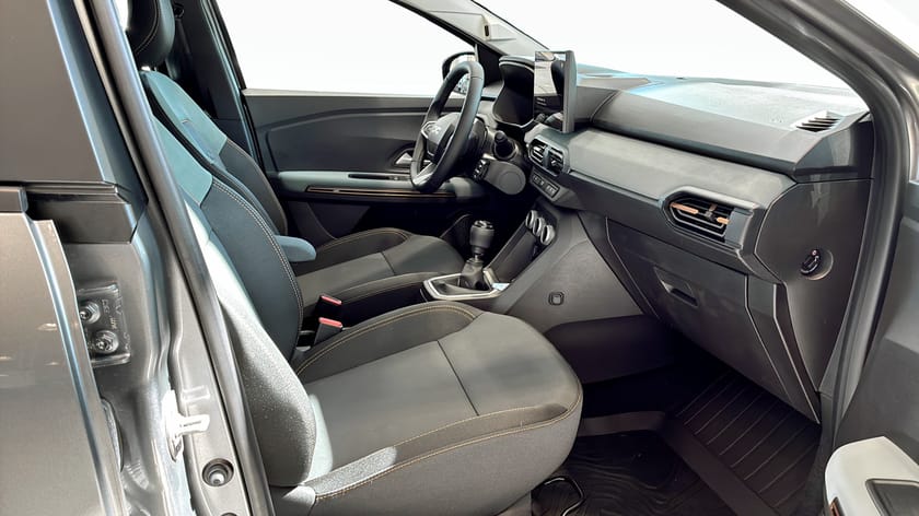 Bild 3 av Dacia Sandero Stepway EXTREME TCE 110 // Privatleasing fr. 2190 kr/mån