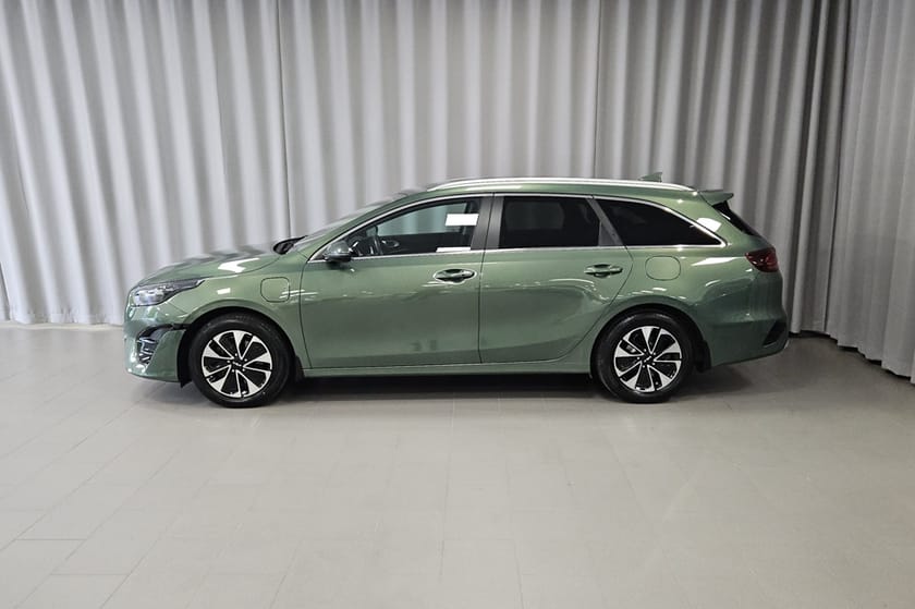 Bild 2 av Kia Ceed Sportswagon Plug-in Hybrid SW DCT 140HK Aut Drag