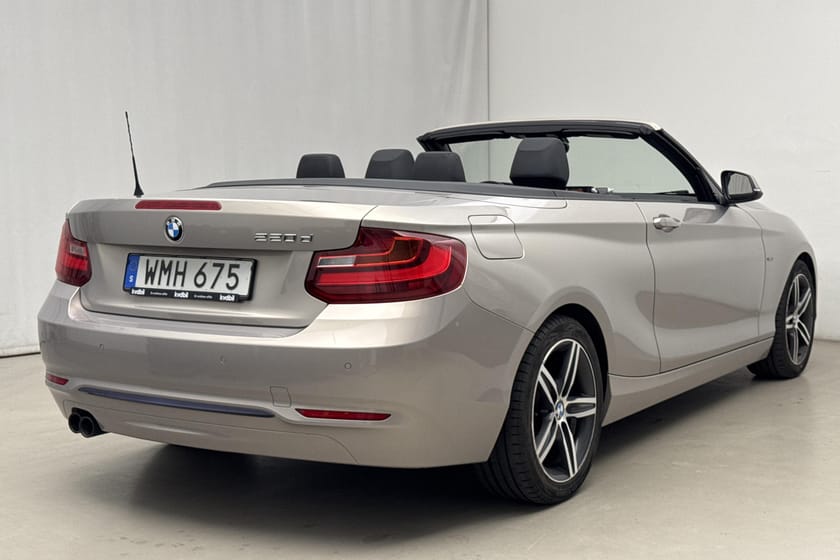 Bild 3 av BMW 220d Convertible 220 Cabriolet (190hk) Sport Line Läder HiFi