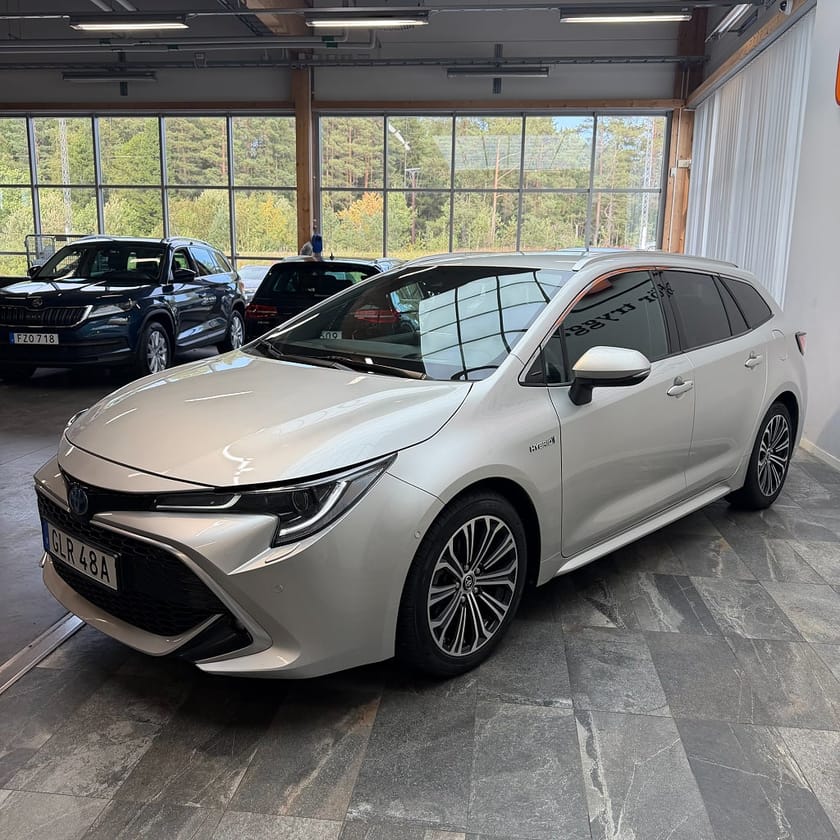 Bild 5 av Toyota Corolla Touring Sports Hybrid e-CVT Executive Carplay Backkamera