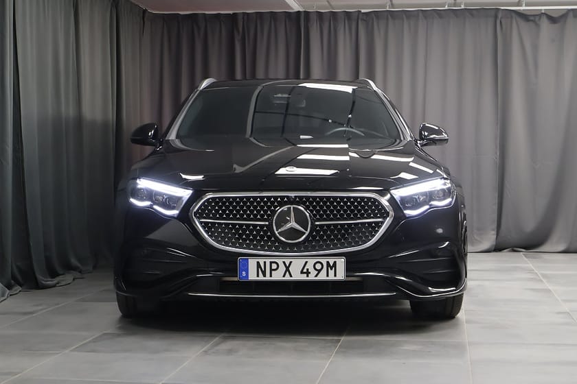 Bild 3 av Mercedes-Benz E 300 de 4MATIC T AMG Advanced Plus Drag 360 Keyless MOMS
