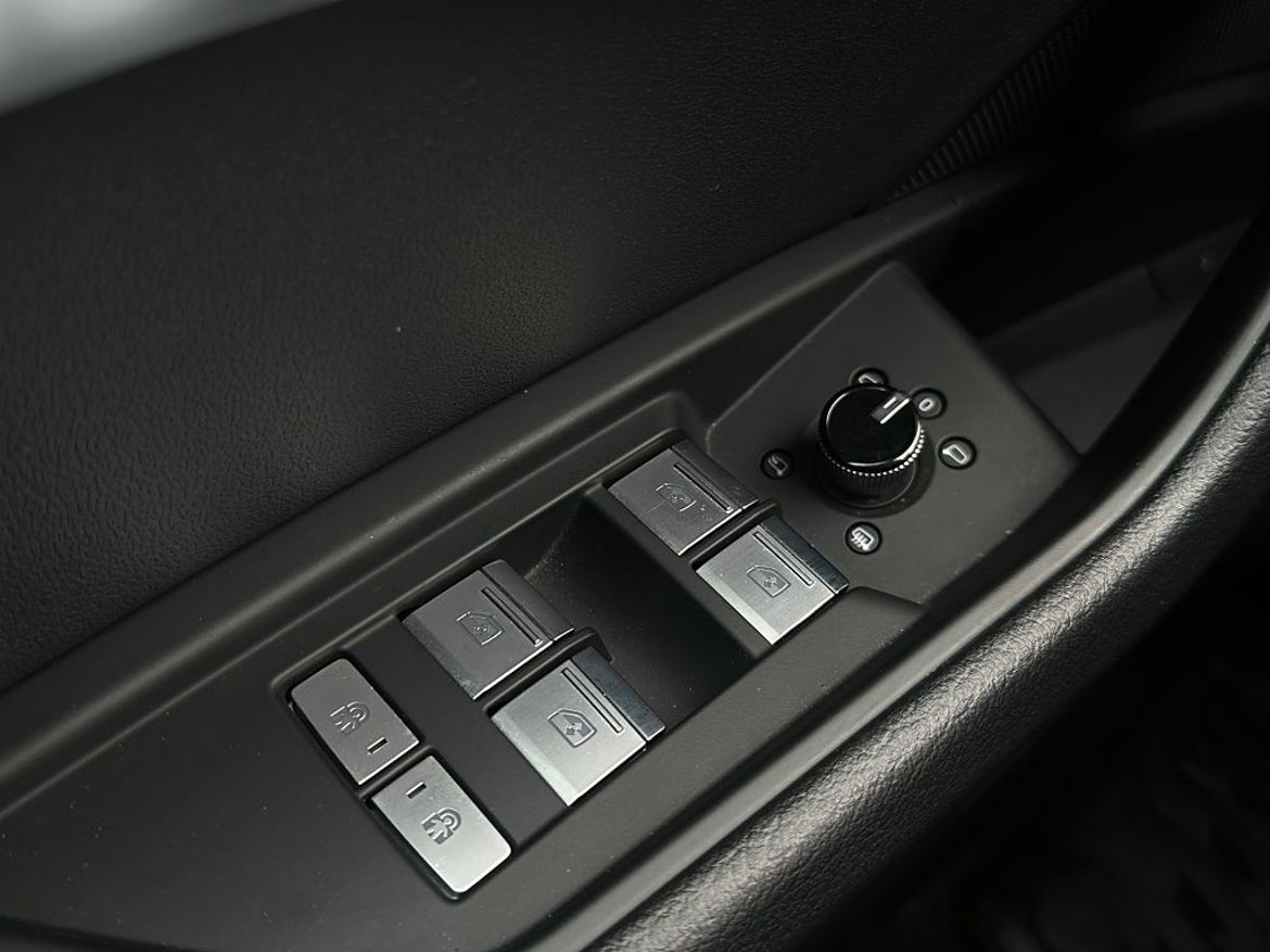 Audi Q8 55 e-tron quattro, bild 21 av 27