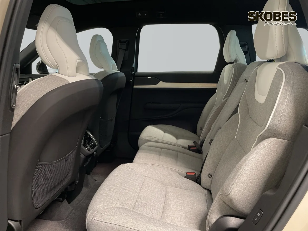 Volvo EX90
