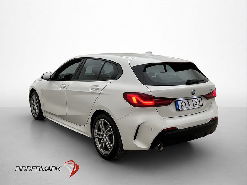 Bild 4 av BMW 118i 136hk M-Sport Cockpit Rattvärme CarPlay Navi MOMS