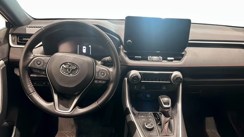 Bild 4 av Toyota RAV4 Plug-in Hybrid AWD 306HK STYLE MOMS DRAG