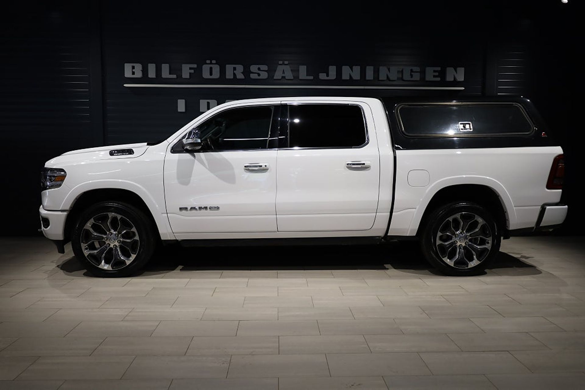 RAM 1500 5.7 V8 HEMI Flex Fuel 4x4 2022, photo 3/35