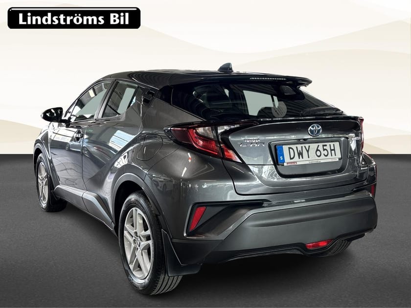 Bild 4 av Toyota C-HR Hybrid 1.8 Active LED-ramp Kupéfläkt Sommar/Vinterhjul