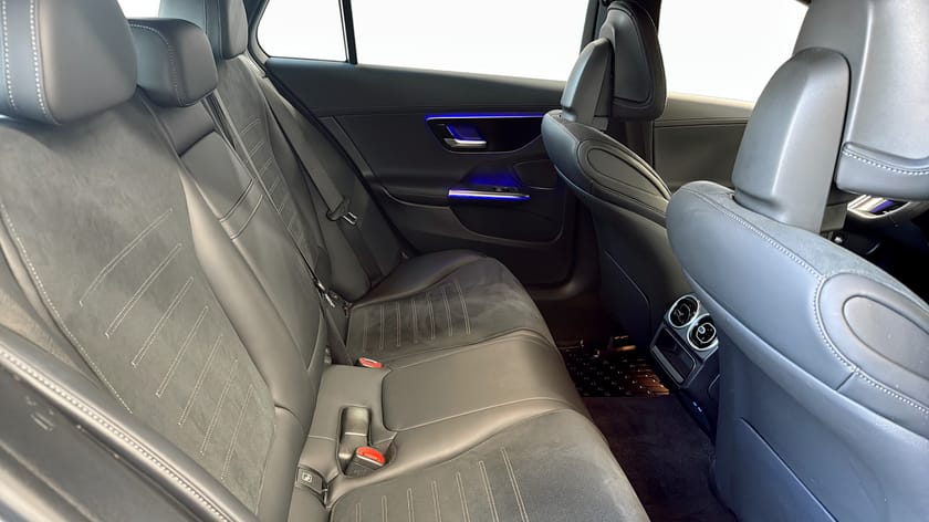 Bild 5 av Mercedes-Benz C 300 T e AMG Navi Värm Adaptiv Keyless