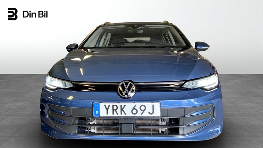Bild 4 av Volkswagen Golf Sportscombi Life 1.5 eTSI 150hk | Drag | Värmare