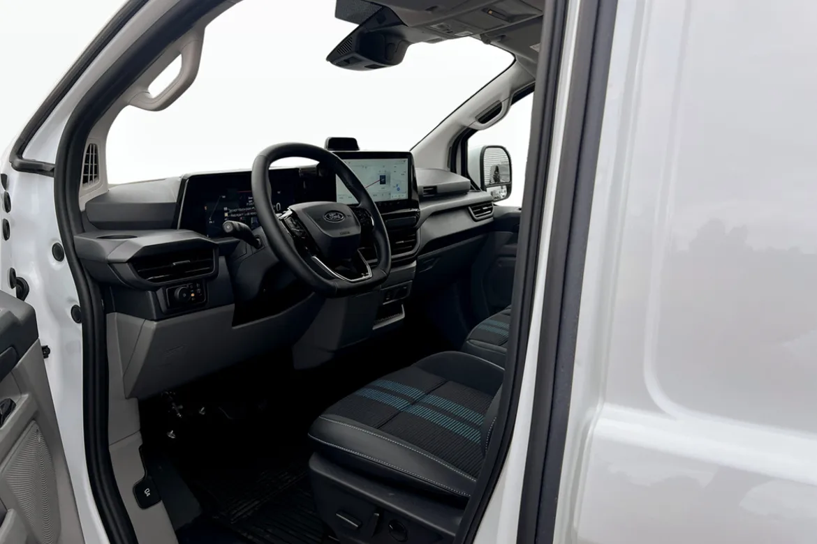 Ford Transit Custom 82.5 kWh AWD