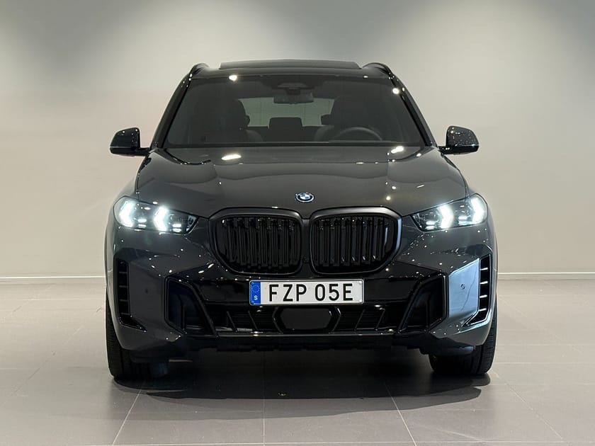 Bild 2 av BMW X5 xDrive50e M Sport Pro Drag Panorama Innovation 22"