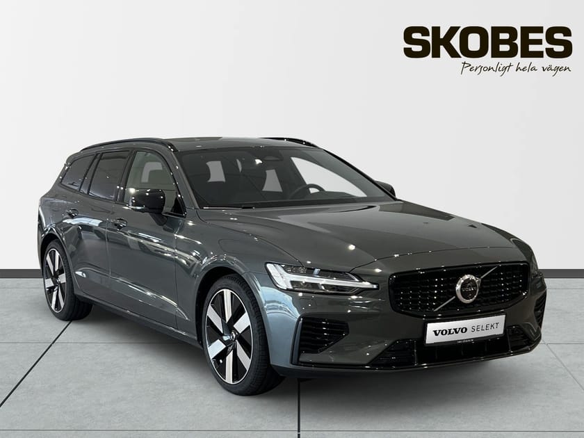Bild 1 av Volvo V60 T6 Plus Dark Nordic Edition