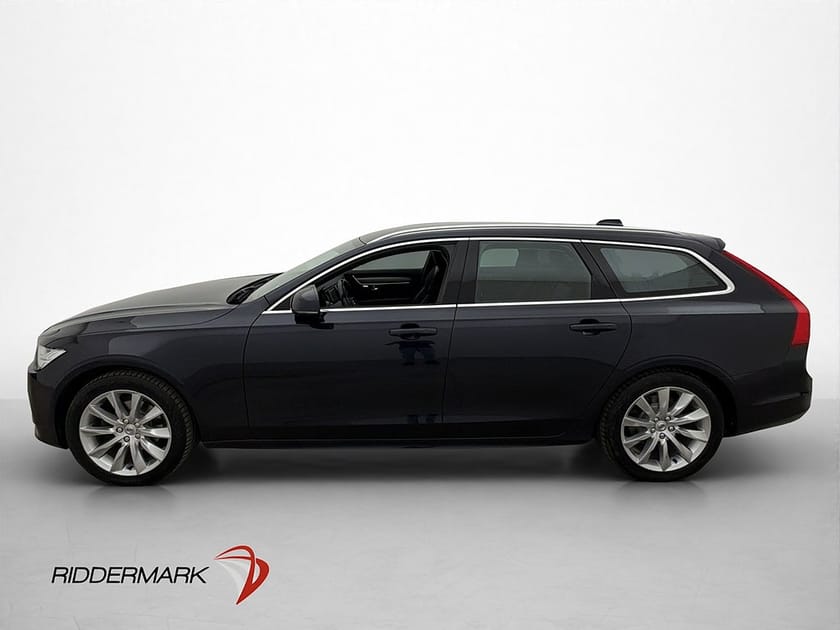 Bild 2 av Volvo V90 D4 190hk Momentum VOC Värmare Dragkrok CarPlay