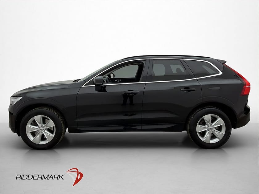 Bild 4 av Volvo XC60 B4 Momentum VOC B-Kamera D-Värm Skinn Drag Navi