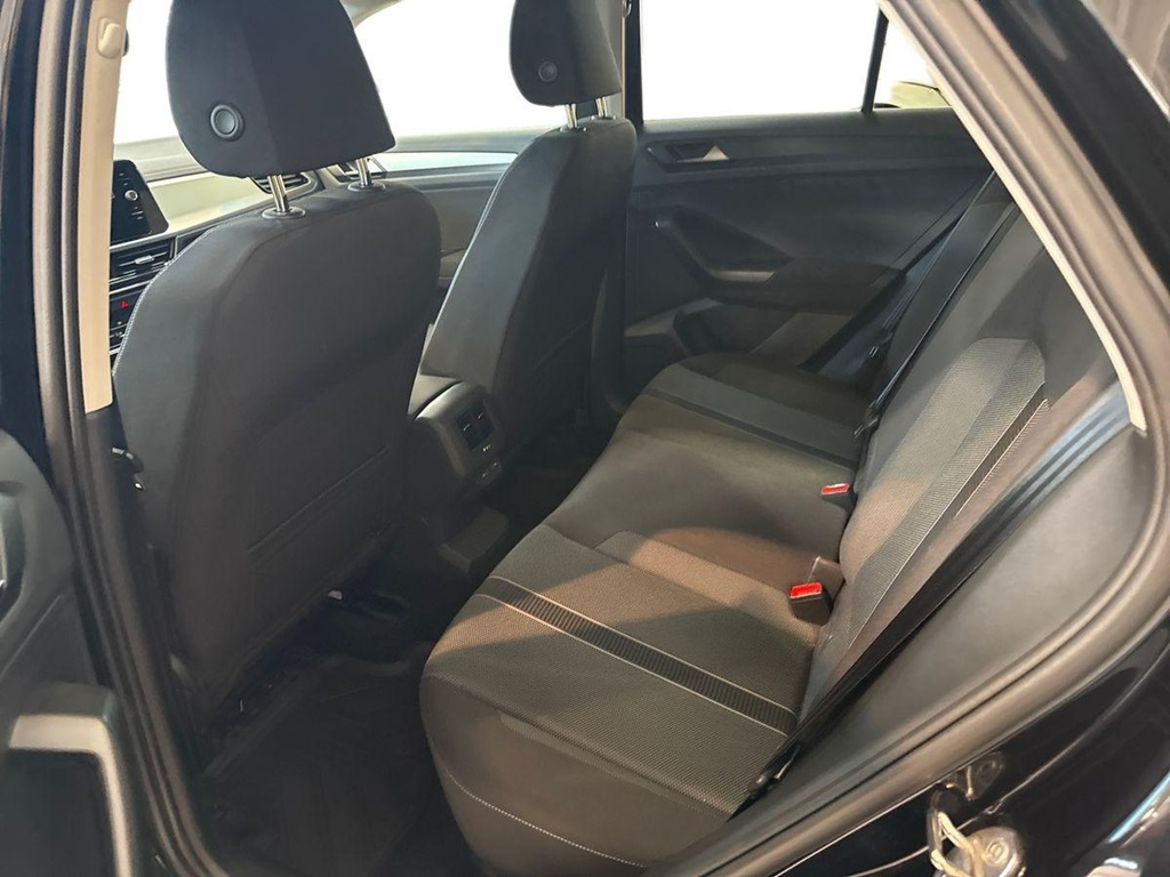 Volkswagen Volkswagen T-Roc — bild 13