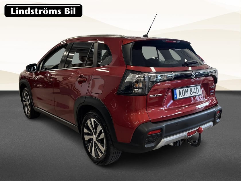 Bild 4 av Suzuki S-Cross Hybrid AllGrip SX4 1.4 129hk S&V-Hjul Taklucka Drag 360-Kamera