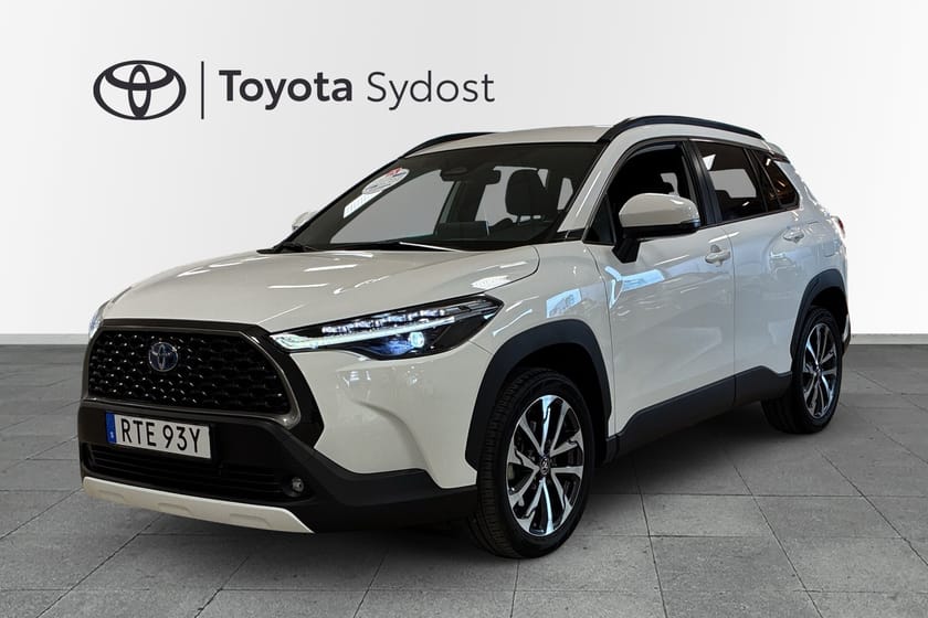 Bild 1 av Toyota Corolla Cross Hybrid AWD-i AWD  Style Automat Rattvärme Backkamera Adaptiv farthållare mm.