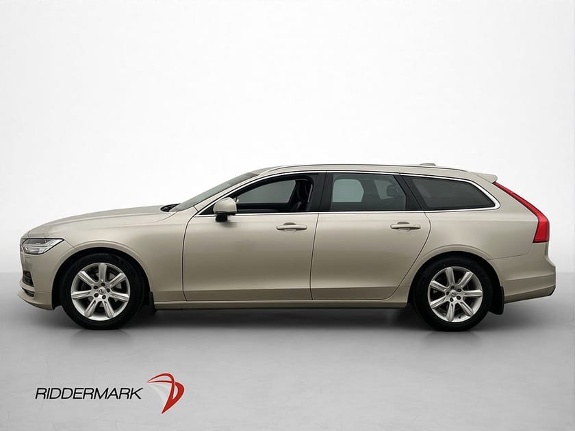 Bild 5 av Volvo V90 D3 AWD Momentum VOC Värmare Kamera Halvskinn Drag