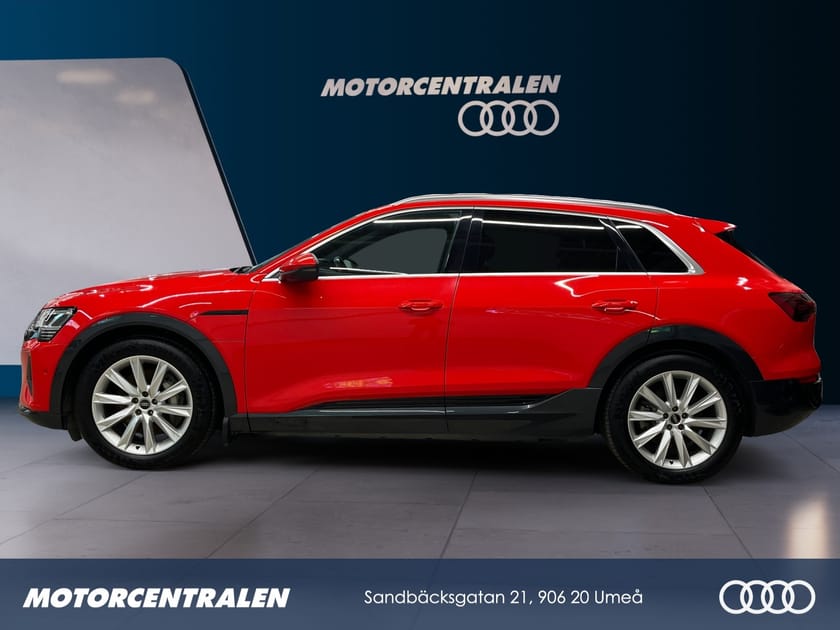 Bild 2 av Audi Q8 50 e-tron quattro 250,00 KW  E-T