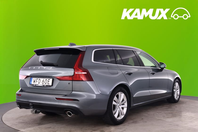 Bild 4 av Volvo V60 D4 AWD Momentum Advanced SE II Navi Drag B-Kam Värm BLIS