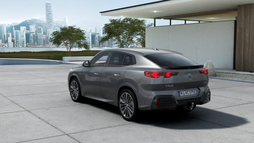 Bild 2 av BMW iX2 xDrive20 xDrive30 M Sport Business Ed Drag DA Pro HUD H K