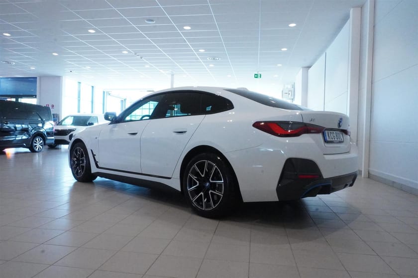 Bild 3 av BMW i4 eDrive40 Gran Coupé Fully M-Sport Drag Laser HUD 340hk