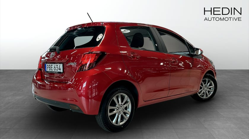 Bild 2 av Toyota Yaris / 3,95% Ränta / Backkamera /