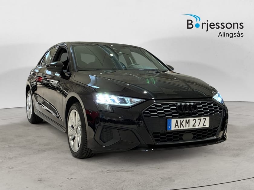 Bild 1 av Audi A3 Sportback 35 TFSI S Tronic Svarta ringar/17 tum fälgar