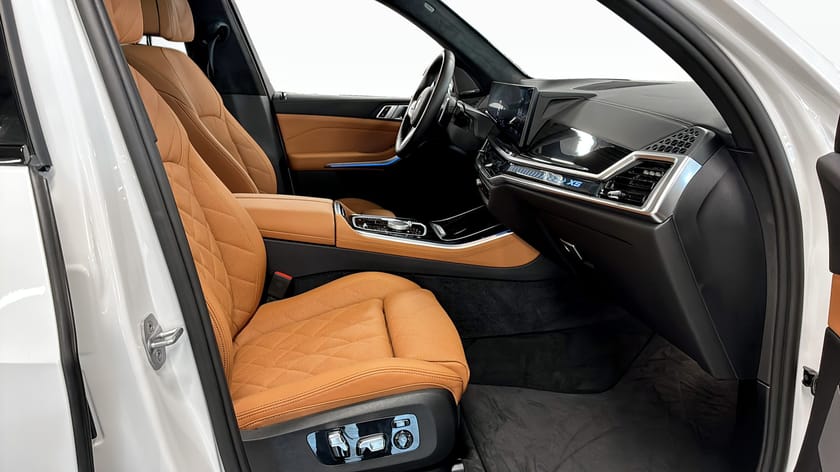 Bild 3 av BMW X5 xDrive50e M-sport Pro Business Panorama Integral aktiv styr