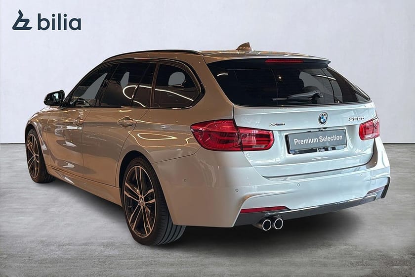 Bild 4 av BMW 320d xDrive Touring M Sport | Innovation | Pano | H&K | 360°