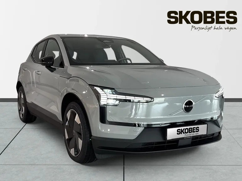 Volvo EX30 RWD Plus