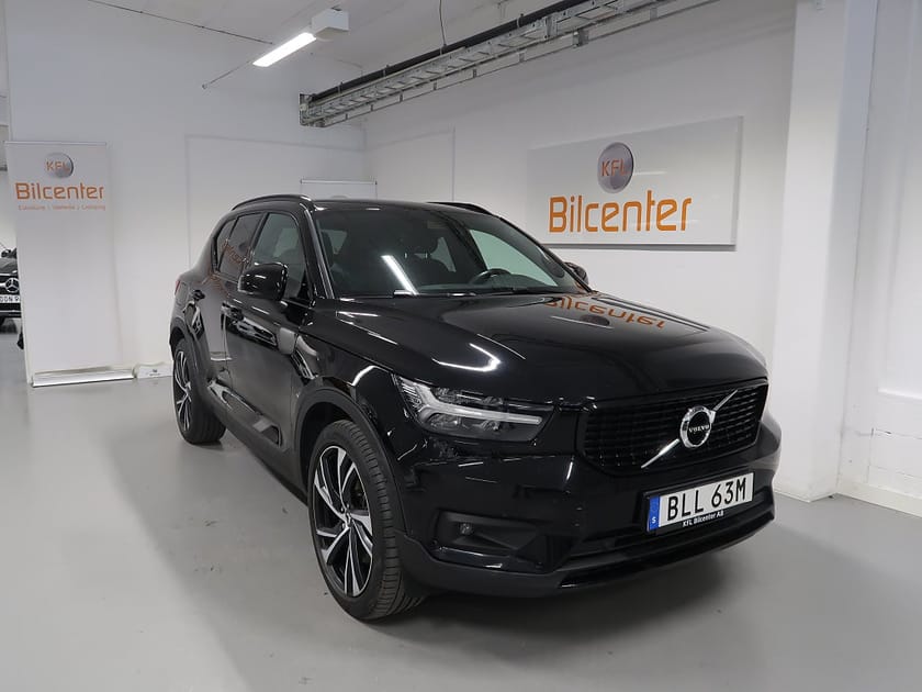 Bild 3 av Volvo XC40 Recharge T4 R-Design V-Däck ingår Kamera-Navi-BLIS-Värm
