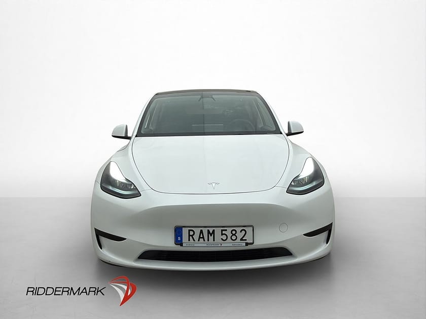 Bild 2 av Tesla Model Y Standard Range RWD Autopilot Dragkrok MOMS