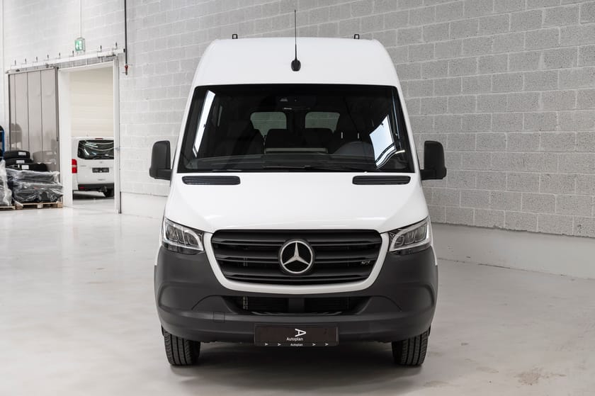 Bilde 4 av Mercedes-Benz Sprinter 517 CDI RWD Tourer 17-seter | Krok/Kamera/DAB