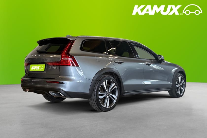 Bild 4 av Volvo V60 Cross Country T5 AWD Skinn H/K Kamera Keyless Drag