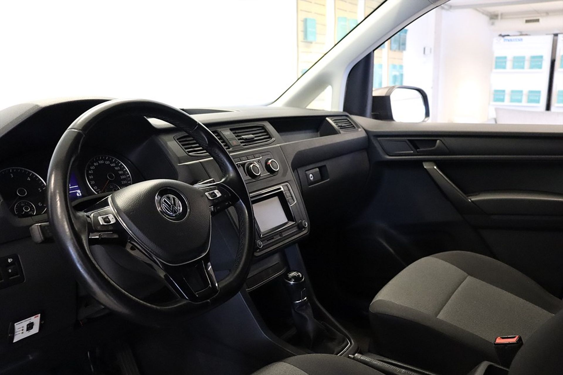Volkswagen Caddy 2020, bild 7/10