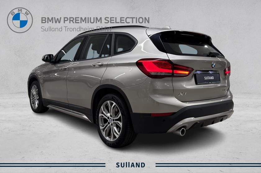 Bilde 3 av BMW X1 xDrive25e Sport Line / Hengerfeste / Head up display