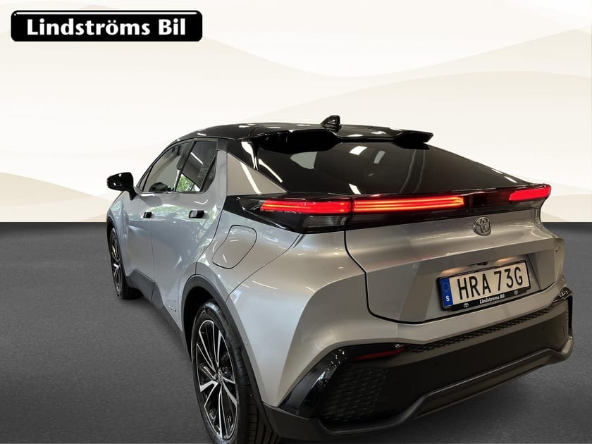 Bild 4 av Toyota C-HR Hybrid AWD-i Executive 2.0 197hk AWD JBL S&V-hjul
