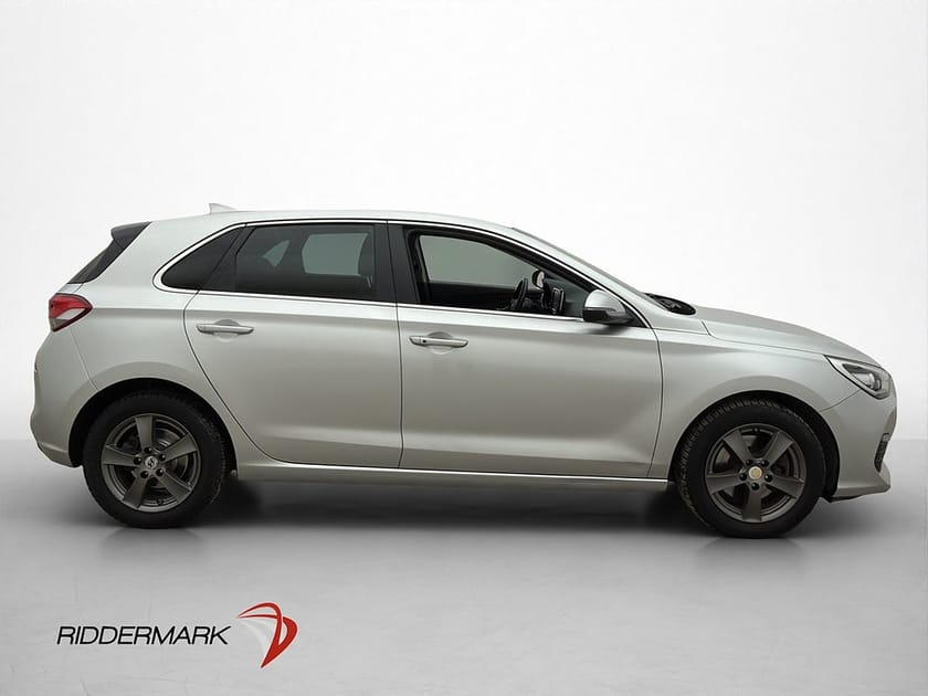 Bild 4 av Hyundai i30 1.4 T-GDi 140hk Premium Kamera Keyless