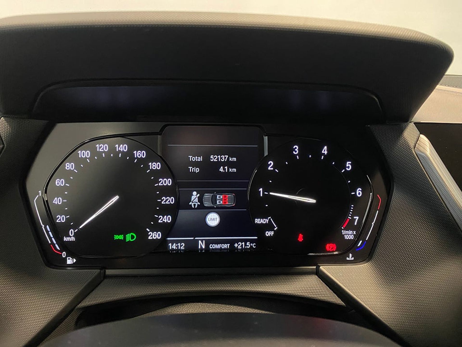 BMW 118 i 2021, photo 6/10